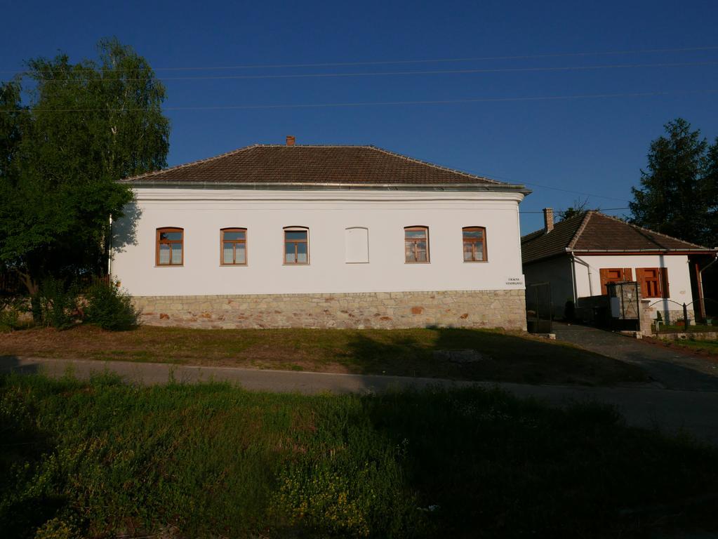 Úrágya Vendégház Mád Extérieur photo